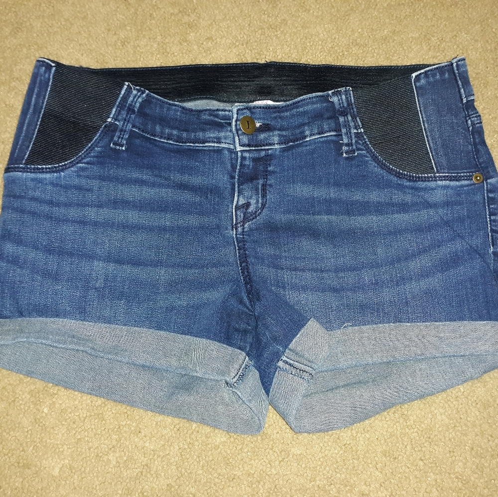 Maternity shorts